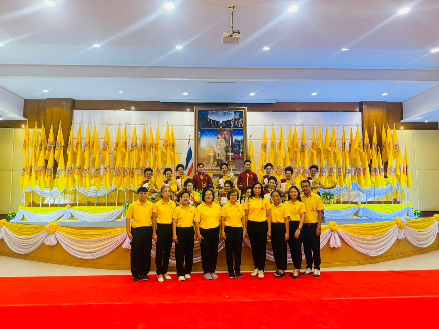 title - ร่วมพิธีกิจกรรมเฉลิมฉลองธงตราสัญลักษณ์งานเฉลิมพระเกียรติพระบาทสมเด็จพระเจ้าอยู่หัว เนื่องในโอกาสพระราชพิธีมหามงคลเฉลิมพระชนมพรรษา 6 รอบ 28 กรกฎาคม 2567 ของจังหวัดนครนายก ร่วมพิธีเปิดนิทรรศการเฉลิมพระเกียรติพระบาทสมเด็จพระเจ้าอยู่หัว เกี่ยวกับพระราชประวัติและพระราชกรณียกิจและรับชมการแสดงบูชาพญาสัตตนาคาปกป้องรักษาพระบาทไท้ เทิดพระเกียรติสยมภูวไนยราชามหาวชิราลงกรณ์